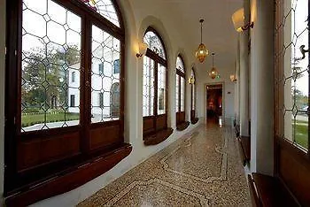 Villa Contarini Nenzi Hotel And Spa Dosson 4*,